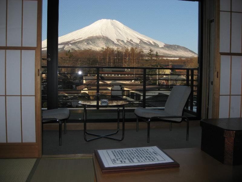 Fujishiyama no Miea n 室 個室 Souna 付 旅館 Imk Yamanakako Dış mekan fotoğraf